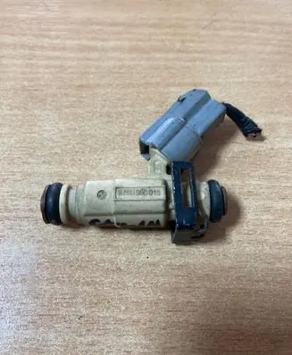 Hyundai Santa Fe Fuel injector 9260930013