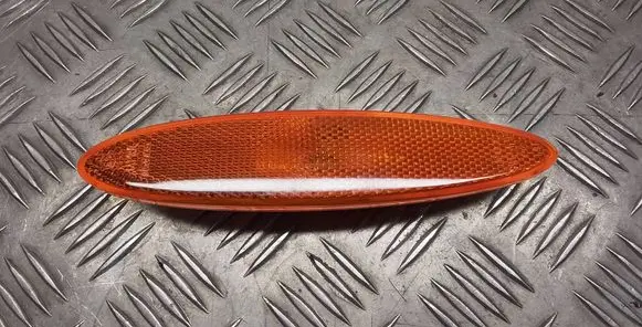 Toyota Prius (XW20) Front fender indicator light 