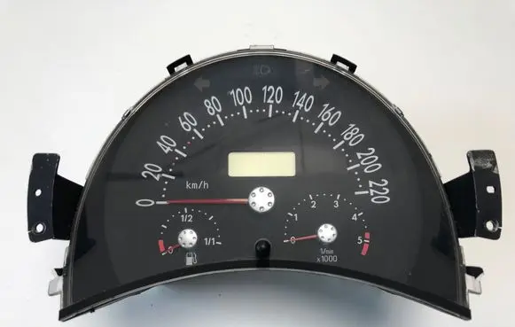 Volkswagen New Beetle Speedometer (instrument cluster) 1C0920800A