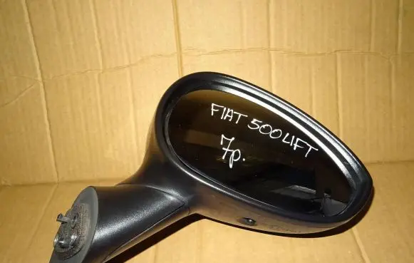 Fiat 500 Front door electric wing mirror 