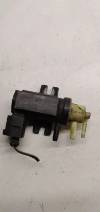 Volkswagen PASSAT B5.5 Vacuum valve 1k0906627a