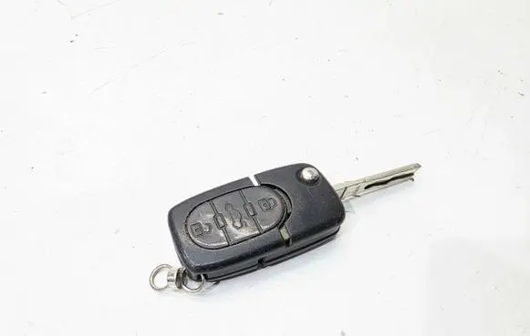 Audi A3 S3 8P Ignition key/card 8P0837231