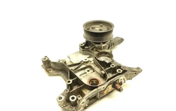 Opel Astra J Oil pump 55565003 1860618 55565004