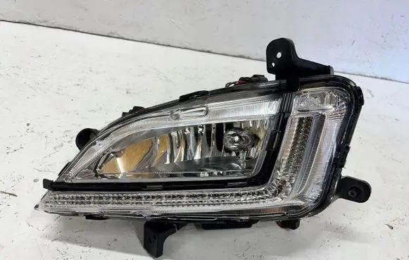 Hyundai Tucson TL Front fog light 92201