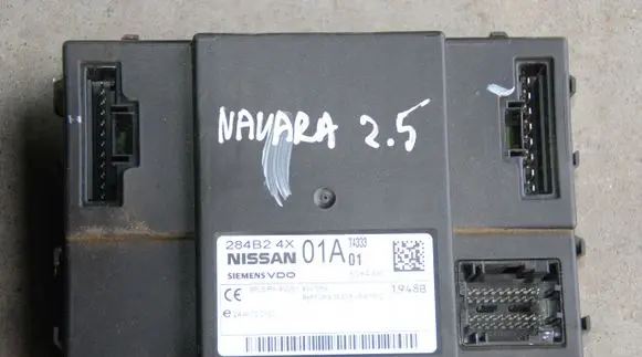 Nissan Navara D40 Comfort/convenience module 284B24X