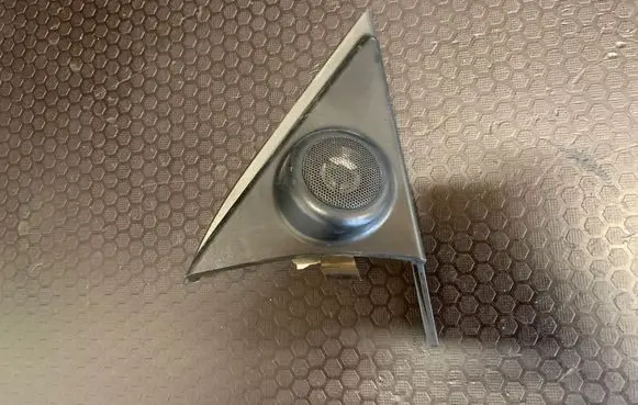 KIA Sorento Front door speaker 96350