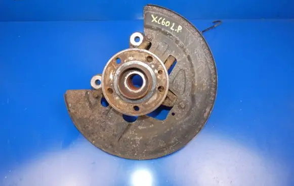 Volvo XC60 Front wheel hub spindle knuckle 