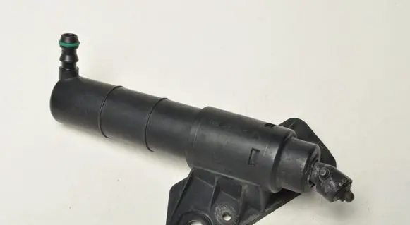KIA Sportage Headlight washer pump 00066135