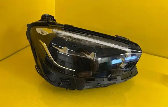 Mercedes-Benz E W213 Headlight/headlamp A2139068010