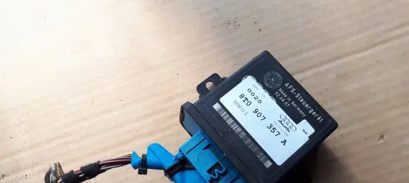 Audi A4 S4 B8 8K Light module LCM 8T0907357A