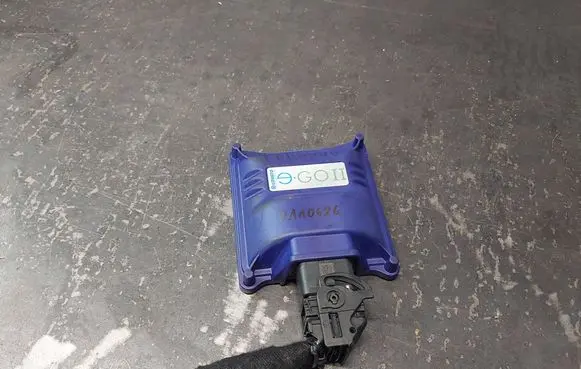 Audi A4 S4 B6 8E 8H LP gas control unit module