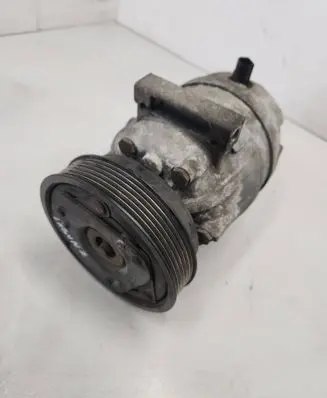 Renault Laguna II Air conditioning (A/C) compressor (pump) 6560630