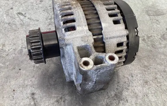 Volvo XC90 Generator/alternator 6G9N10300MA 0121715009 0071180