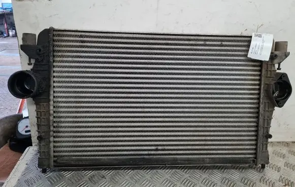 Volkswagen Sharan Intercooler radiator 7M3145804