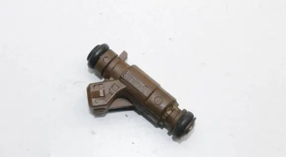 Mercedes-Benz SL R230 Fuel injector A1130780249