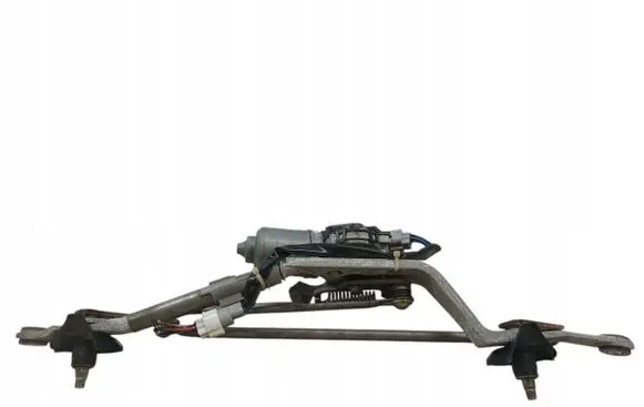 Toyota Auris 150 Front wiper linkage and motor 85110-02190