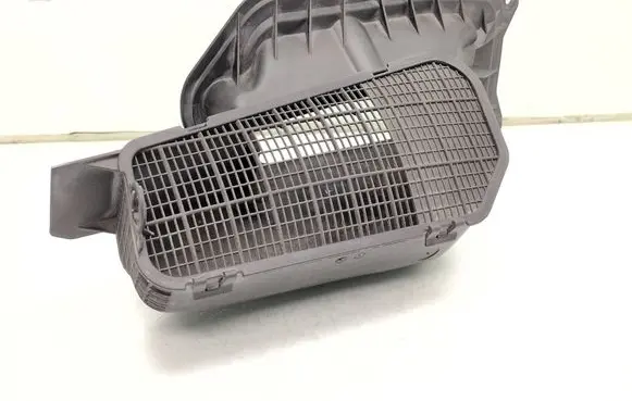 Audi A6 C7 Air intake duct part 4G2819904A
