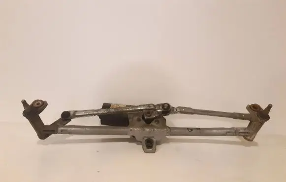 Front wiper linkage