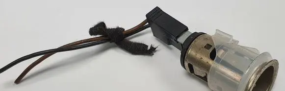 Smart ForTwo II 12 V Socket (front) 