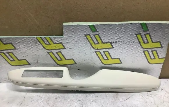 Lexus RX 300 Front door interior handle trim 7463048050