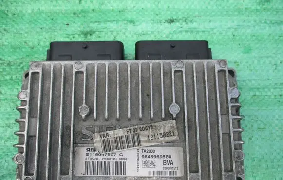 Citroen C5 Engine control unit/module S118047507C