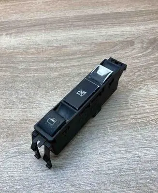 BMW 3 E46 Electric window control switch 8381518 03120010