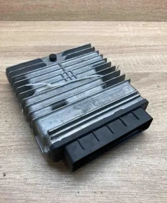 Ford Mondeo Mk III Engine control unit/module ECU 4S7112A650AB 12244670 E2U9A