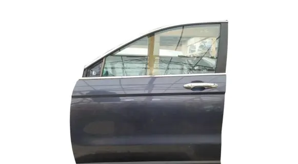 Honda CR-V Front door