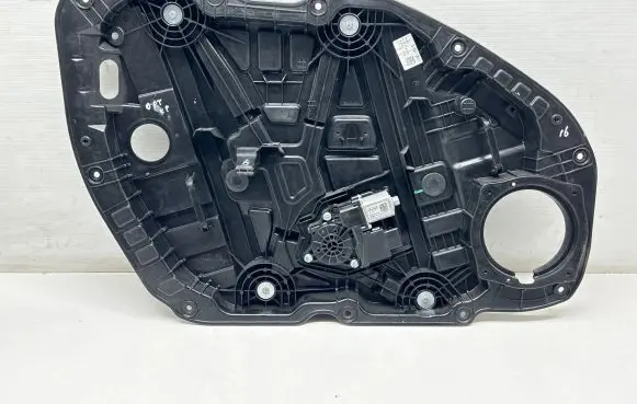KIA Optima Front door window regulator with motor 82450D4000 82470-D4000 1100789348