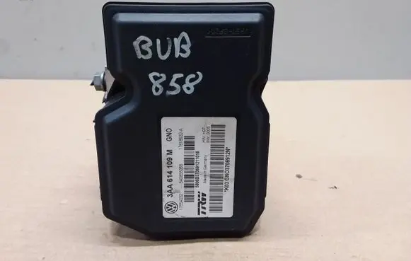 Volkswagen PASSAT B7 ABS Pump 3AA614109M