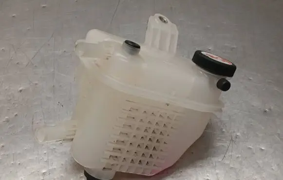 Toyota Corolla E210 E21 Coolant expansion tank/reservoir 108KPA