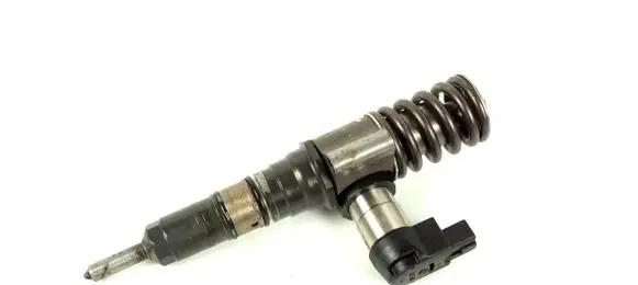 Fuel injector