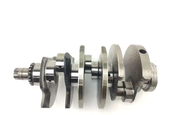 Audi A4 S4 B5 8D Crankshaft 