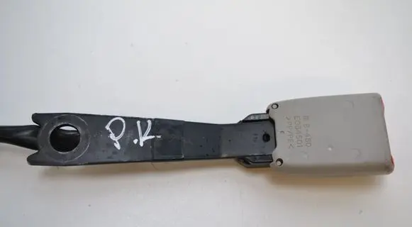 Lexus GS 300 350 430 450H Front seatbelt buckle E034501