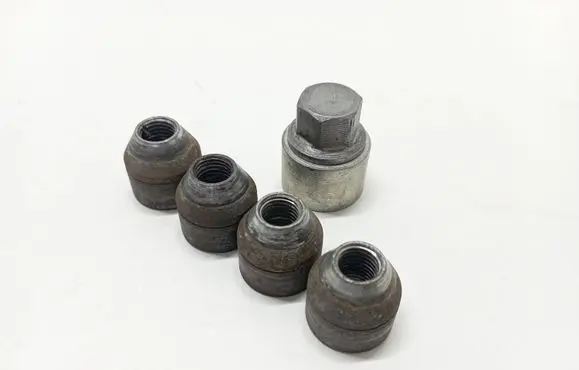 Opel Antara Nuts/bolts 