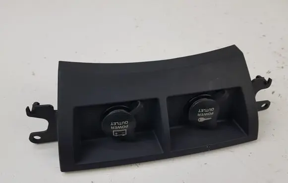 Chrysler Pacifica 12 V Socket (front) 
