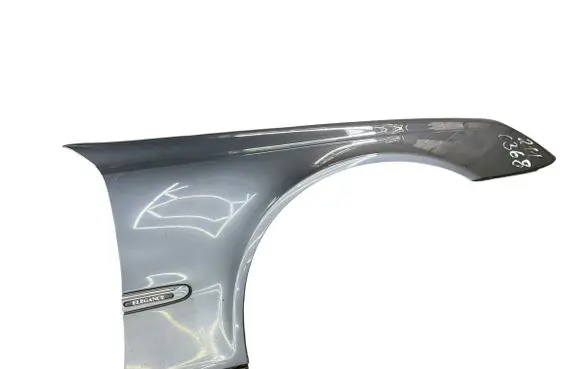 Mercedes-Benz E W211 Fender
