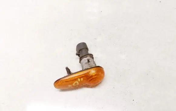 Alfa Romeo 147 Front fender indicator light 46556563
