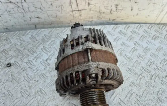 Nissan Juke I F15 Generator/alternator 231001KA1A A2TJ1291ZE