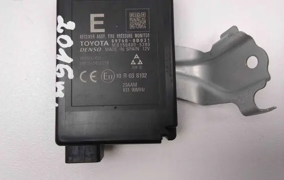 Toyota Yaris Other devices 897600D031
