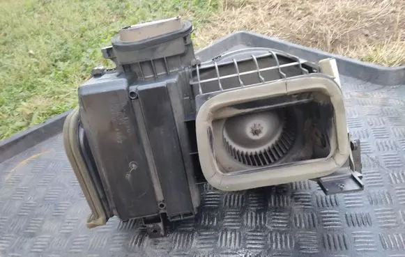 Subaru Legacy Interior heater climate box assembly 