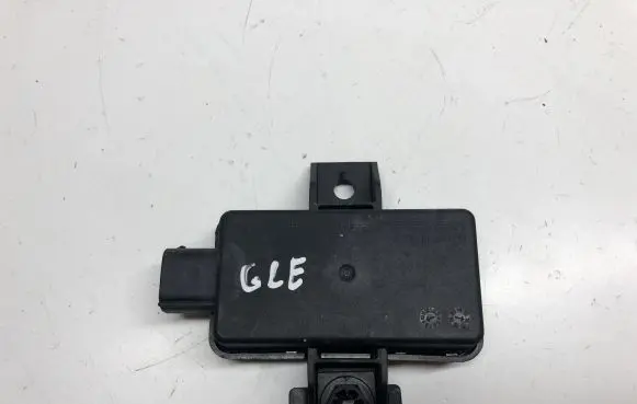 Mercedes-Benz GLE (W166 - C292) Tire pressure control unit A0009003704