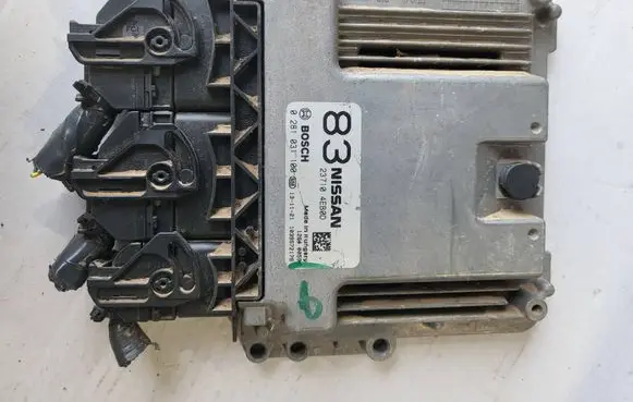 Nissan Qashqai Engine control unit/module 237104EB0D 0281031100