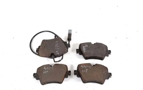 BMW 2 F46 Brake pads (front) 8867481