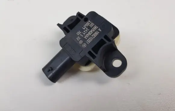 Mercedes-Benz B W246 W242 Airbag deployment crash/impact sensor A1668210351