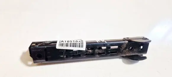 Seat Leon (1P) Seat belt adjustment rail 1t0857819 10550001