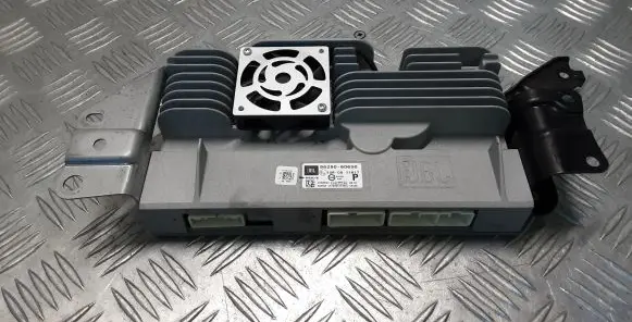 Toyota Land Cruiser (J150) Sound amplifier 8628060650