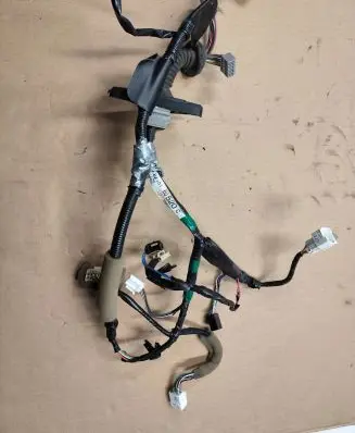 Toyota Land Cruiser (J120) Front door cable line 6215160520