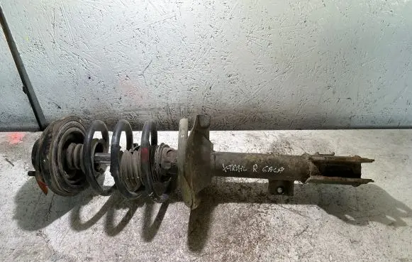 Nissan X-Trail T30 Front shock absorber/damper
