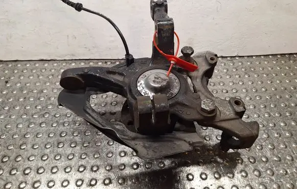 Renault Twingo III Front wheel hub spindle knuckle S25056352 400144992R